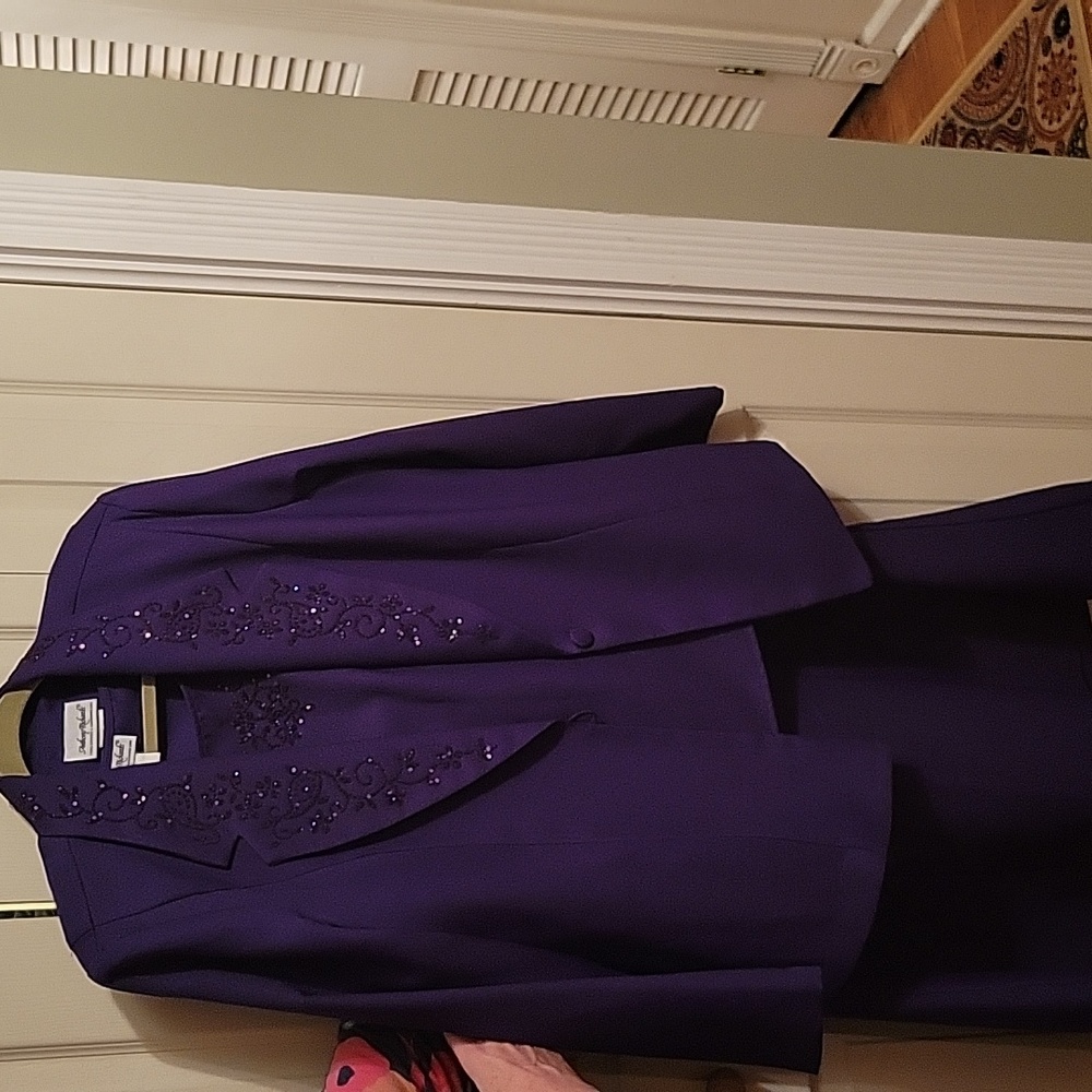 Anthony Richards 3 piece skirt suit